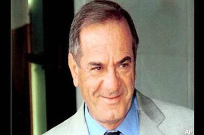 Quattrocchi's death resurfaces Bofors scam; BJP, Congress exchange salvos