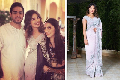 Priyanka Chopra Dazzles in Ivory Sari in Akash Ambani Shloka Mehta Mehndi Ceremony