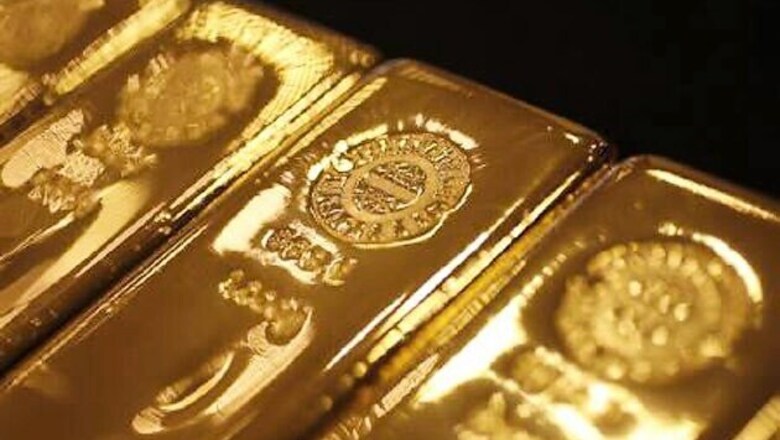 Govt further cuts import tariff value of gold, silver