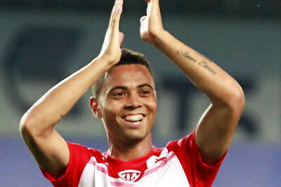 Spartak beat Benfica 2-1 in Champions League