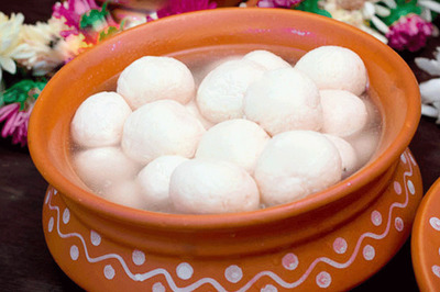 Battle Over Origin of 'Rasgulla' Contines, After Odisha Files Petition Demanding Change of GI Tag