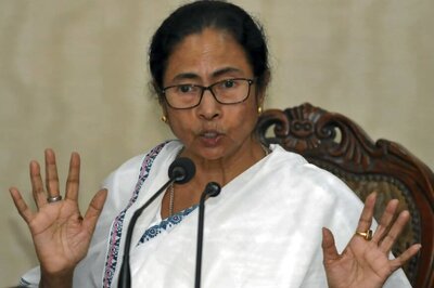 West Bengal Govt Continues to Transfer IAS Officers