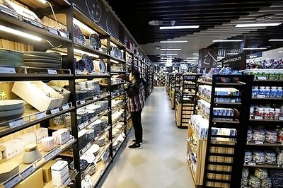 China's retail sales unexpectedly fall as consumer caution prevails