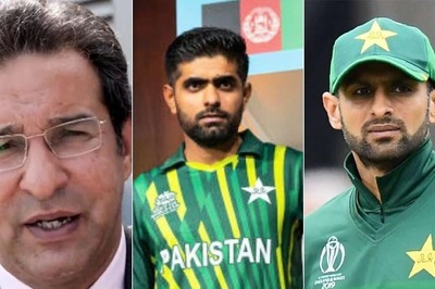'Shocked That Wasim Akram Didn't Stop Him: PAK Legend Slams Shoaib Malik for ‘Babar Should Quit’ Remark - WATCH