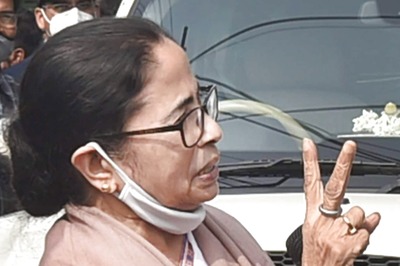 TMC Foundation Day: Mamata Banerjee Vows to Strengthen Federal Structure; Wishes Workers