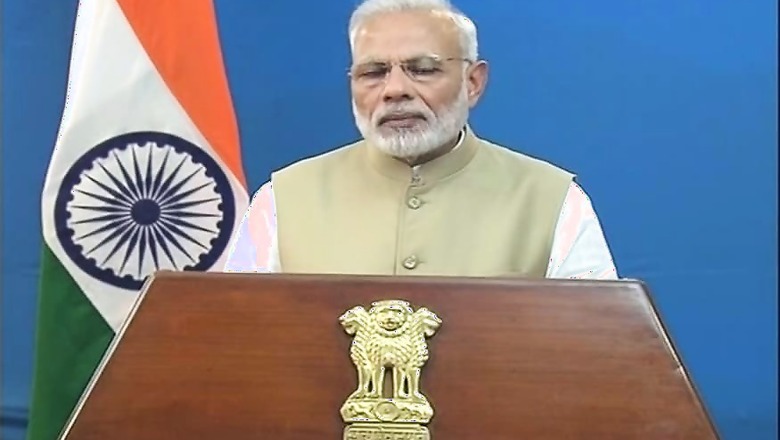 PM's Dramatic Move Means Rs 500 Cr Loss for Pak Counterfeit Masters