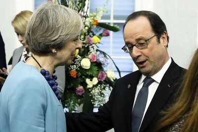 France's Hollande Says Trump Pressure on EU 'Unacceptable'