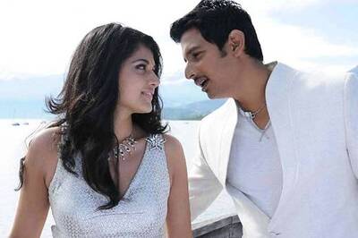 Prakash Jha to direct the Hindi version of 'Ko'?