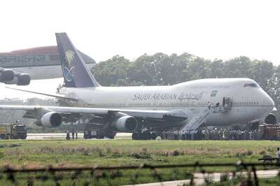 Saudi Commercial Flight Arrives in Baghdad, First Time in 27 Years