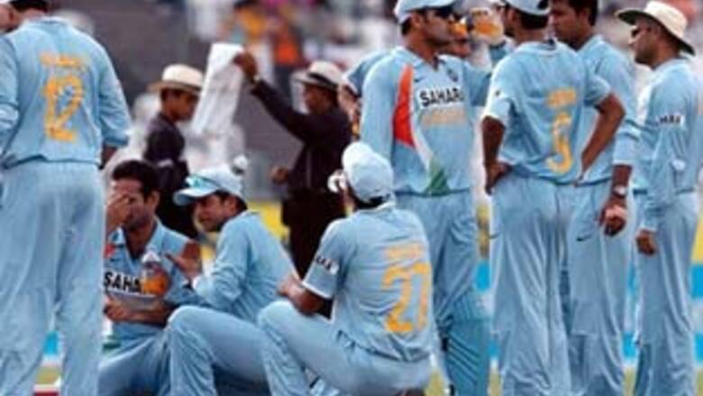 Final ODI: Lanka snap India's win streak | Scorecard