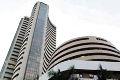 Sensex falls over 200 points; HDFC Bank extends losses