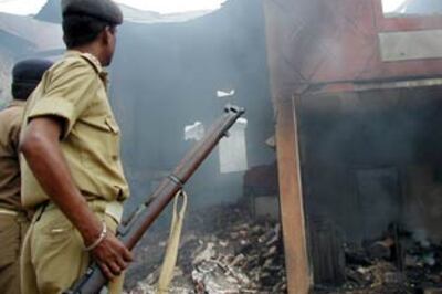 Gujarat riots: Ex-DGP PC Pandey gets clean chit | Watch