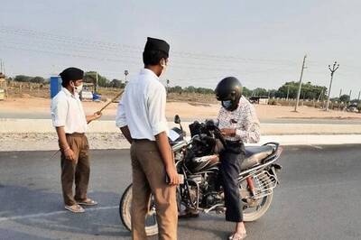 No Permission Granted to RSS Activists to Guard Check-post: Telangana Cop Clarifies as Pics Go Viral