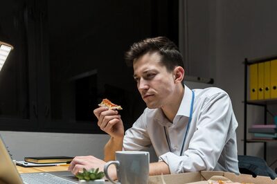 Binge Eating During Night Shifts May Increase Risk Of Anxiety And Depression