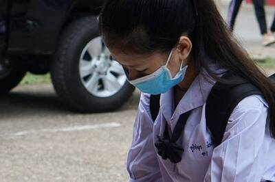 Coronavirus: This Is Why You Should Change Your Kids' Masks Before They Return To School