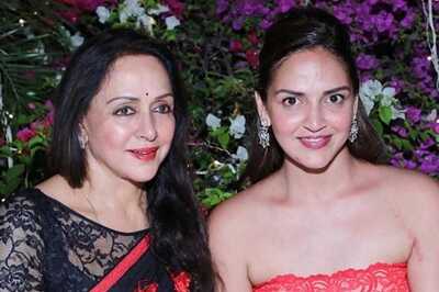 Hema Malini Confirms Esha Deol's Pregnancy