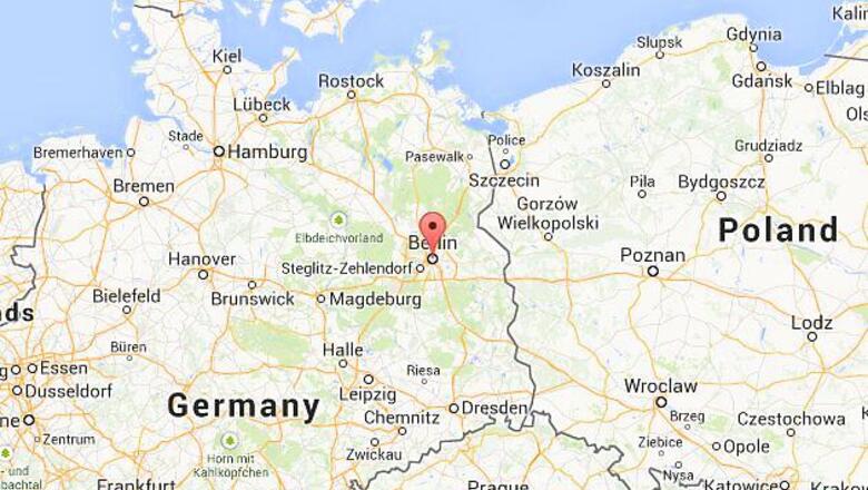 16-year-old boy robs bank in Germany with fake gun