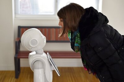 Colour-Changing E-Skin Developed; Can Have Robotics Uses