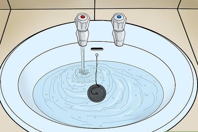 How to Wash Jeans by Hand