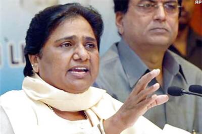 UP Lokayukta indicts Maya aide, recommends probe