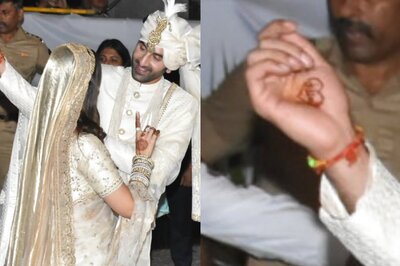 Ranbir Kapoor Writes Wife Alia Bhatt's Name on His Palm With Mehendi; See Pic