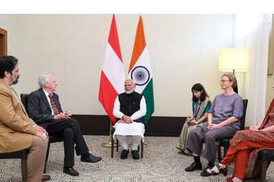 PM Modi Meets Indologists in Austria; Discusses Indian History, Philosophy, Art & Culture