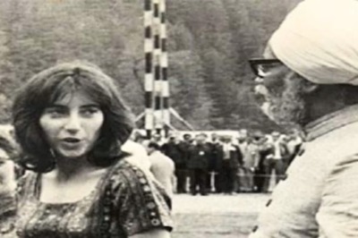 Who Was Benazir Bhutto, The 1st Woman Prime Minister Of Any Muslim Country