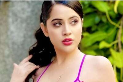 Urfi Javed Loses Her Cool After a Guard Stopped Her From Entering Venue: 'What Nonsense Is This'