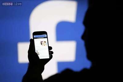 More users to log in to Facebook through mobile devices in coming years
