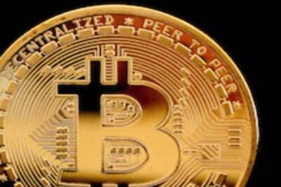 Bitcoin Surges Over 6.7% to Cross $61,000; Experts Caution Downward Risk