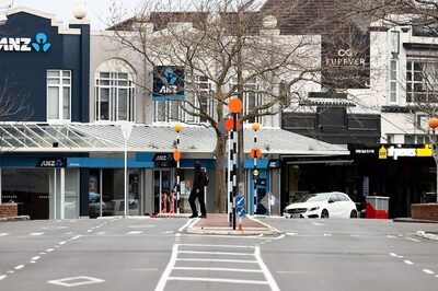 'Fortress New Zealand' Outlines Plans to Reopen Border