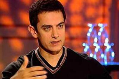 Aamir accused of 'harming' writers, quits govt panel