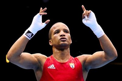 Iglesias gets gold for Cuba in light welterweight