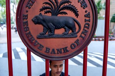 RBI's New Guideline on Credit Line: What it Says and Who Will Be Impacted