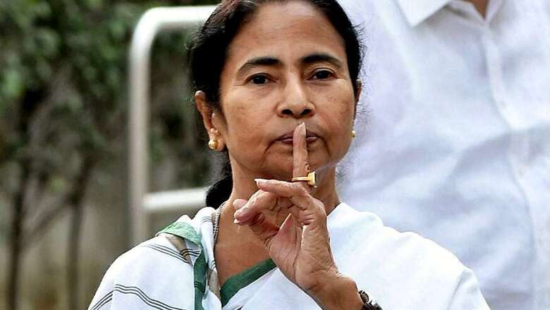 Calcutta HC to Hear PIL Challenging Doctorate for Mamata Banerjee Today