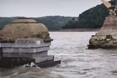 All About Srisailam's Famous Sri Bhramaramba Mallikarjuna Temple