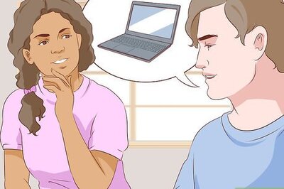 How to Show a Girl That You Like Her Without Being Obvious