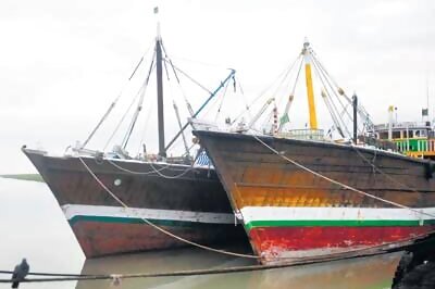 Bangladeshi pirates kill 4 Indian fishermen