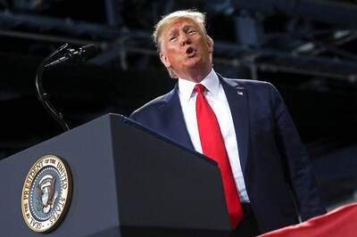 Trump Warns Iran Not to Kill Protesters, Door Still Open to Talks