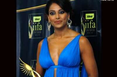Boman, Riteish blame 'hot' Bipasha for global warming
