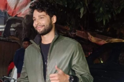 Siddhant Chaturvedi Flaunts His New Range Rover at Kho Gaye Hum Kahan Party; Guess Its Price