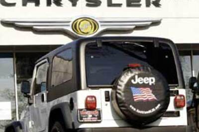 Chrysler files for bankruptcy | CEO to quit
