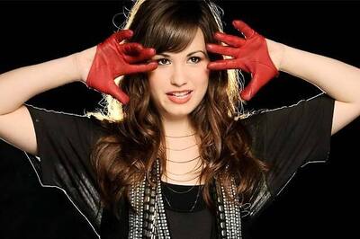 Dear Paris Jackson, don't let bullies to let you down, says Demi Lovato