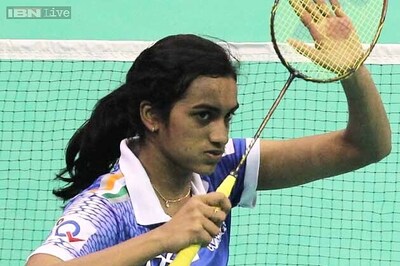 Saina, Sindhu enter round 2 of French Super Series