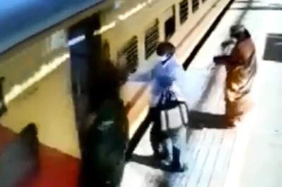 Passengers Save Elderly Woman as She Falls While Trying to Board Moving Train