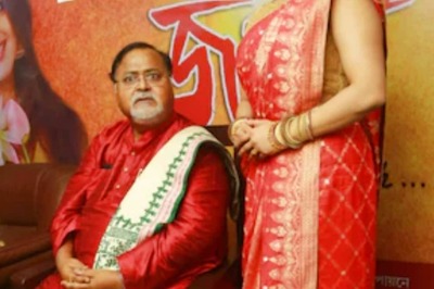 ED Begins Process of Freezing Bank Accounts of Partha's Associate Arpita Mukherjee
