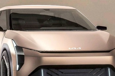 Watch: Kia EV2 Spied Testing For First Time, Will Be Cheapest E-SUV in Portfolio