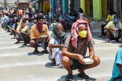 Impatient, Starving, Angry: As India Extends Lockdown, Stranded Migrant Workers Emerge as Crisis in Making