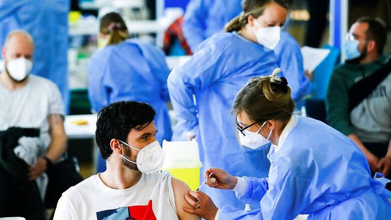 New Covid-19 Cases Across US Plummet to Lowest Levels Since Last June