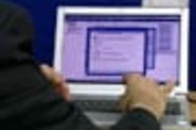 Scientist infects himself with computer virus